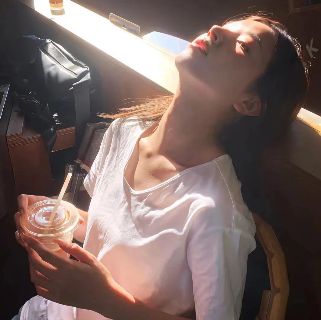 周二俱乐部在线观看